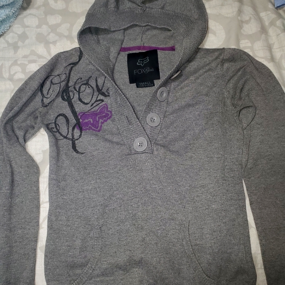 Guc fox pullover sweater.